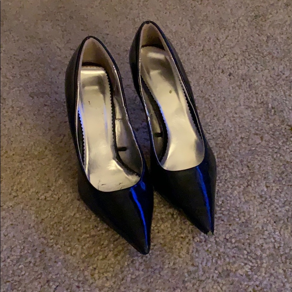 Black shoes - Picture 1 of 1